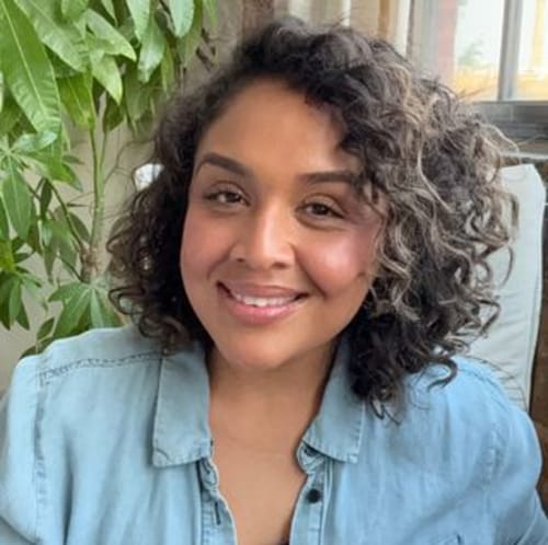 Headshot of Janette Martinez, LCSW