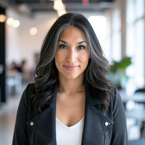 Headshot of Claudia Rodriguez, LCSW
