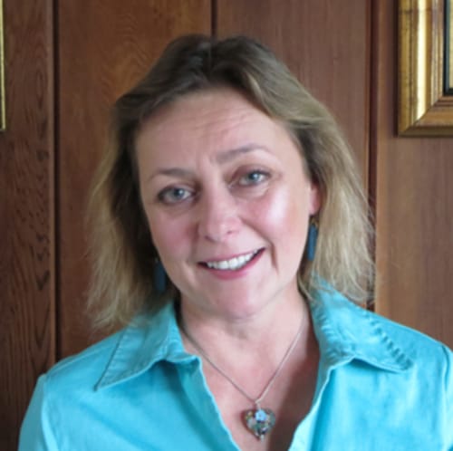 Headshot of Vesna Sturman, CP