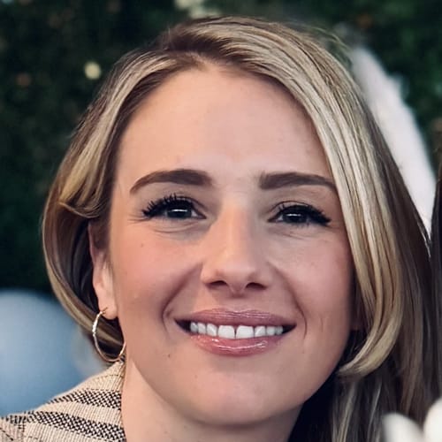 Headshot of Amanda Staubitz, NP