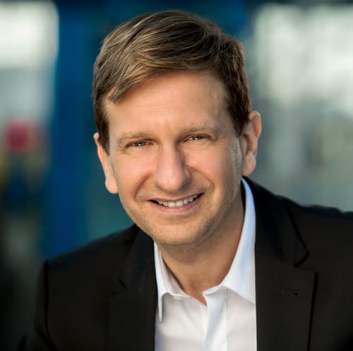 Headshot of Victor Milberg, LCSW
