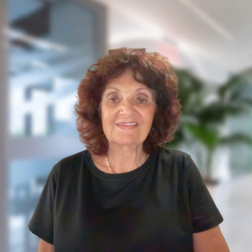 Headshot of Elizabeth Ciaravino, LICENSED_PSYCHOLOGIST