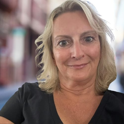 Headshot of Michelle Jarosz, LPC