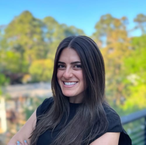 Headshot of Lauren Grundfest, LCSW
