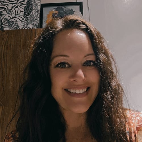 Headshot of Ann Huyghe, LPC