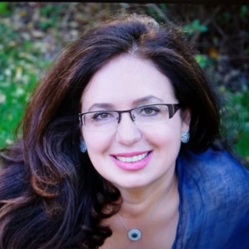 Headshot of Ally Kaykov, LPC