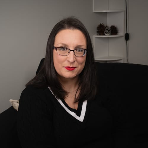 Headshot of Erin Southerington, LMFT
