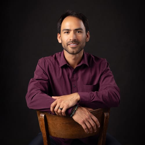Headshot of Helaman Garcia, LCSW