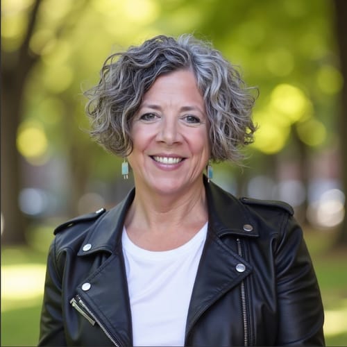 Headshot of Caroline Cole, LICENSED_PSYCHOLOGIST
