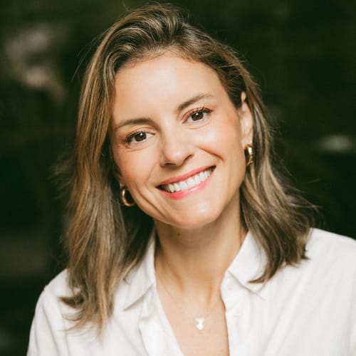 Headshot of Ashley Karubian, LMFT