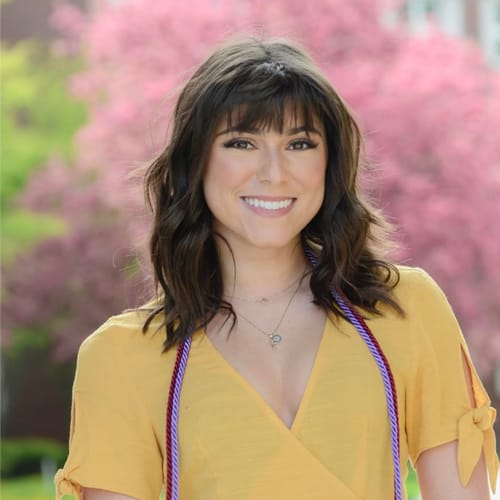 Headshot of Natalie Rott, LCSW
