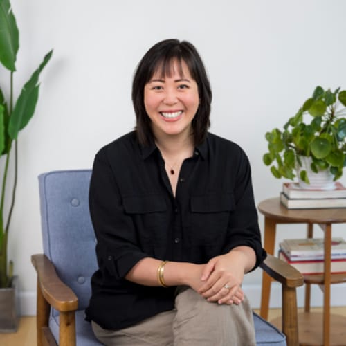 Headshot of Akina Takahashi, LCSW
