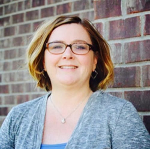 Headshot of Leslie Birdwhistell, LCSW
