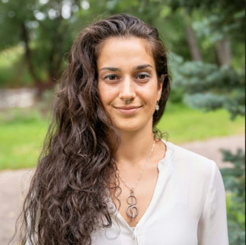 Headshot of Nava Narayani, LPC