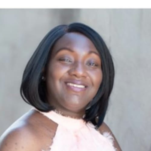 Headshot of LaShandra Moore, LPC