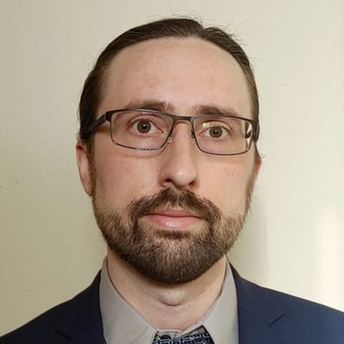 Headshot of Steven Smith, LMFT