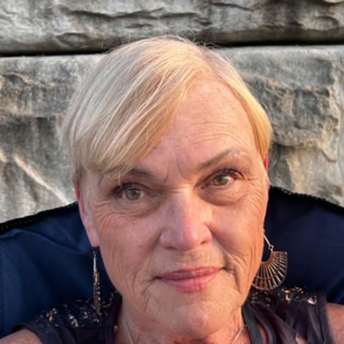 Headshot of Eileen Schmidt, LCSW