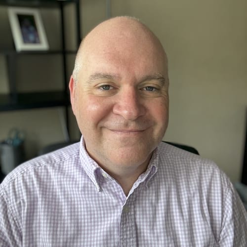 Headshot of Alex Carey, LCSW