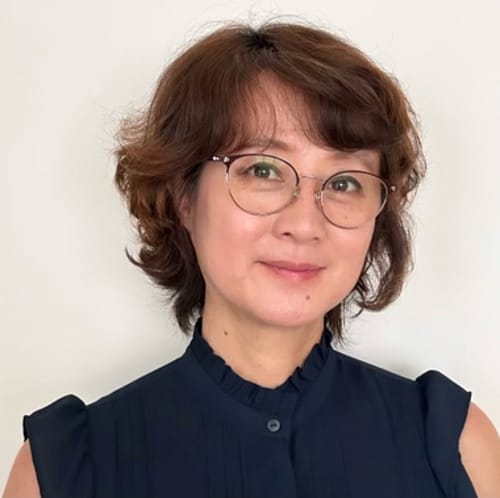 Headshot of Jenny Chin, LCSW