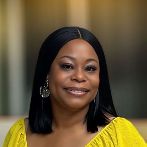 Headshot of Shannon Robertson, APRN