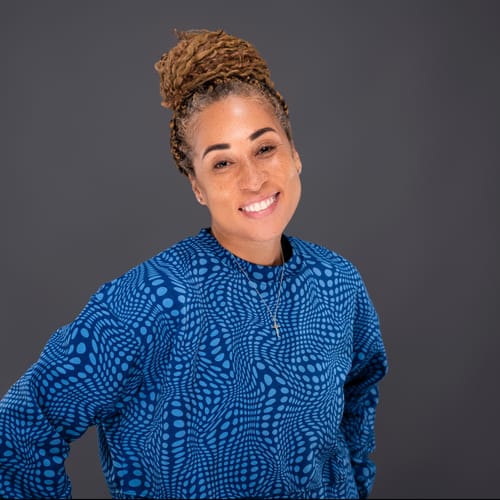 Headshot of Shinavia McKinney, LPC