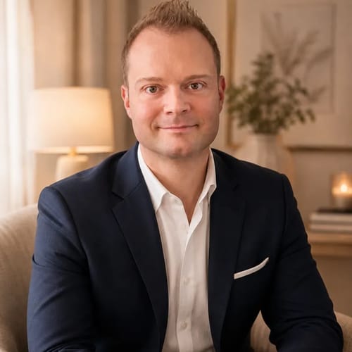 Headshot of Michael Adams, DO