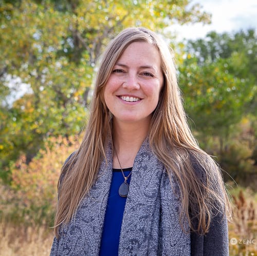 Headshot of Alison DeLassus, LCSW