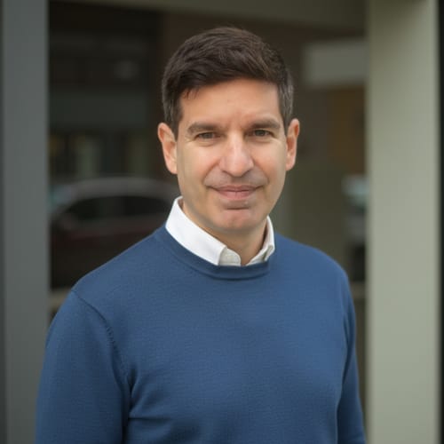 Headshot of Frank De Giacomo, LMHC