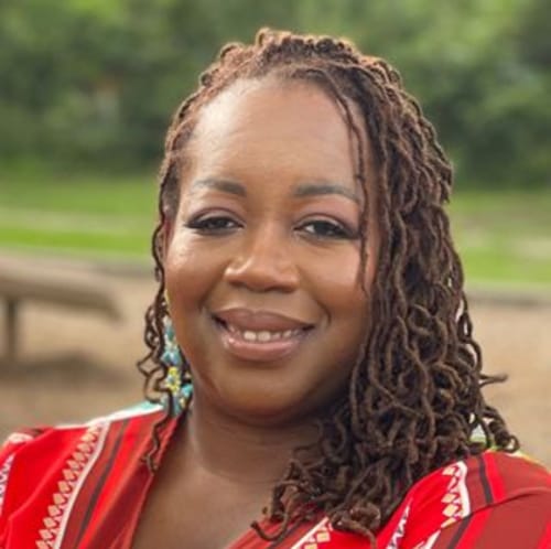 Headshot of Cshala Davis, LPC