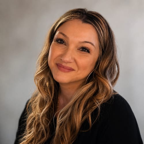 Headshot of Janelle Gonzalez, LCSW