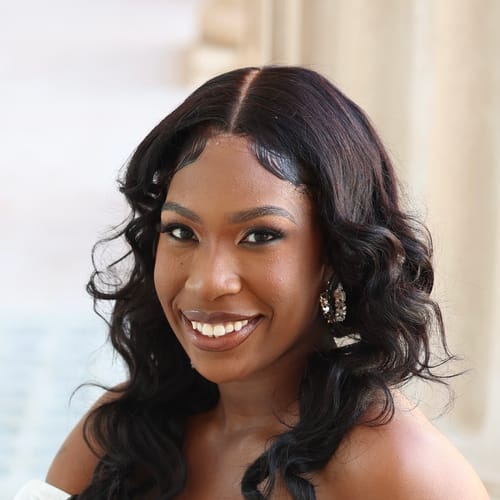 Headshot of Cherylle Chapman, LMHC