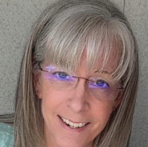 Headshot of Vicky Snyder, LPC