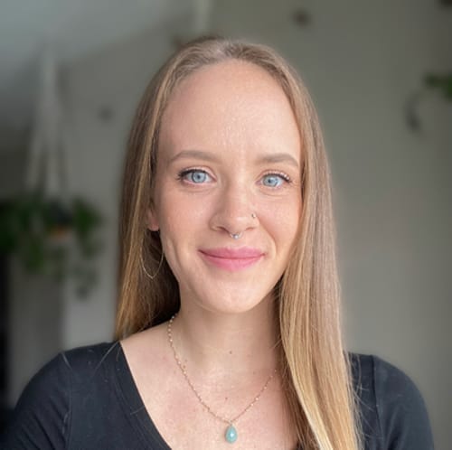 Headshot of Michelle Linscheid, LCSW
