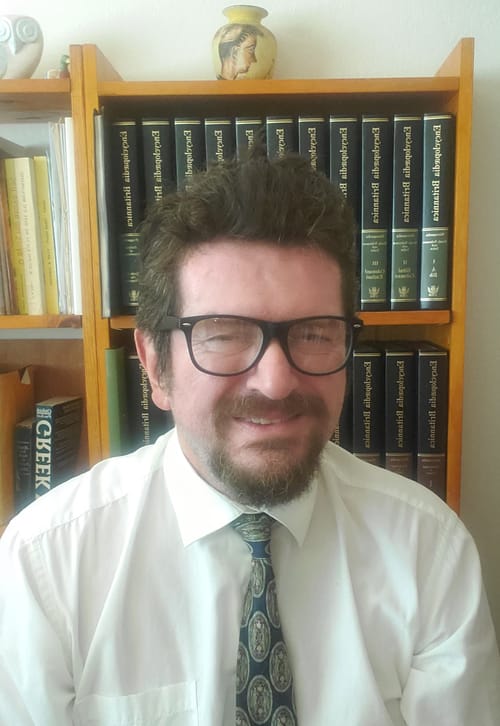 Headshot of Elias Protopsaltis, LMFT