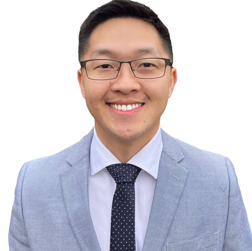 Headshot of Jeffrey Moua, LCSW