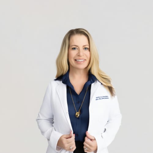 Headshot of Andrea Garcia, APRN