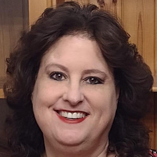 Headshot of Valerie Roth, LMFT