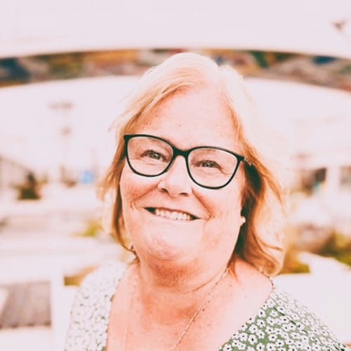 Headshot of Cynthia Anders, LPC