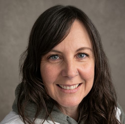 Headshot of Lauren Barrett, LPC