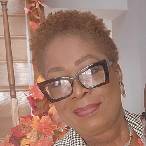 Headshot of Oluwatoyin Fawole, LCSW