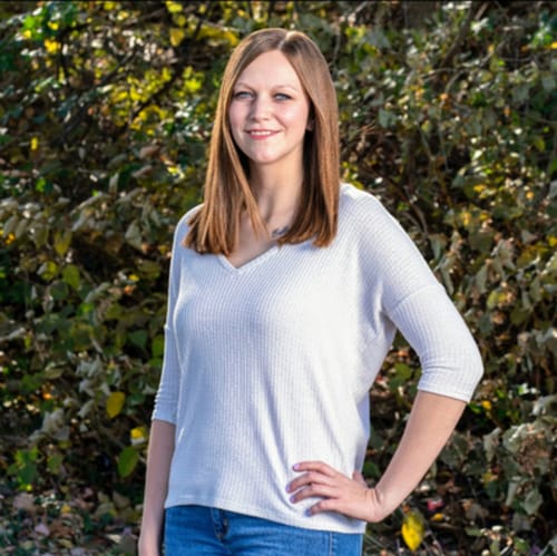 Headshot of Lindsay Tosh, LPC