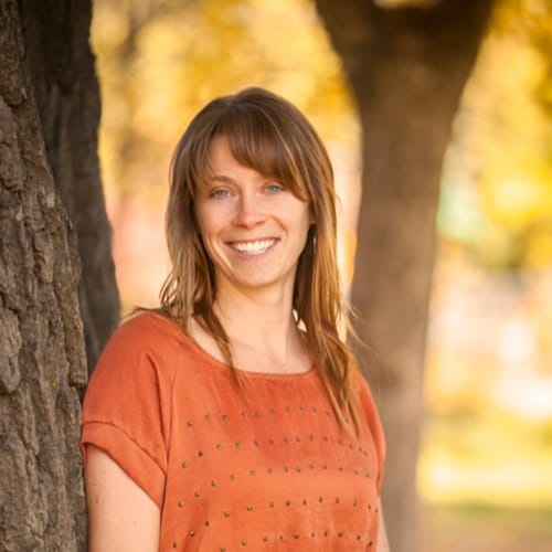 Headshot of Kersten Gwost, LPC