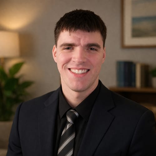 Headshot of Brandon Hunter, LPC