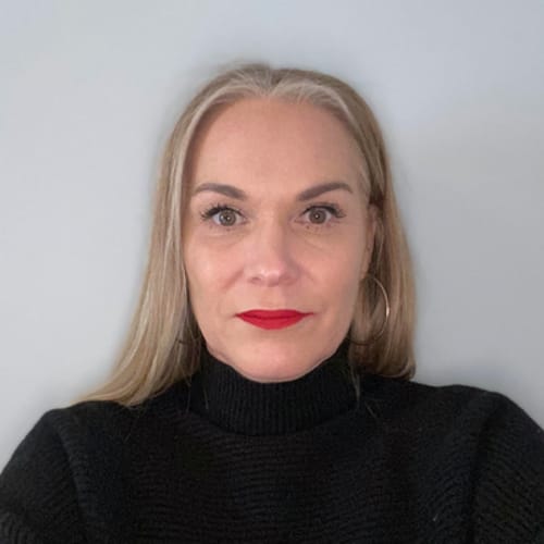 Headshot of Jennifer Street, NP