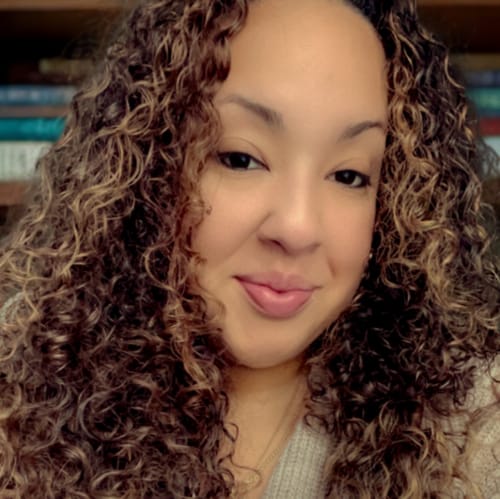 Headshot of Ashley Quinones, MFT