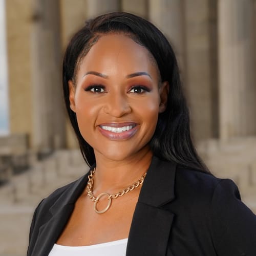 Headshot of Kristie Williams, LPC