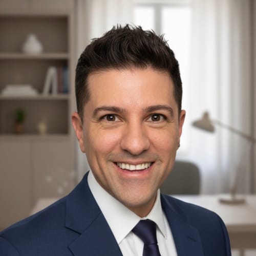 Headshot of Rodrigo Munoz, PSYCHOLOGIST