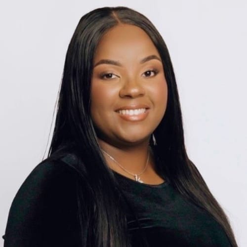 Headshot of Peris Rodriguez, NP