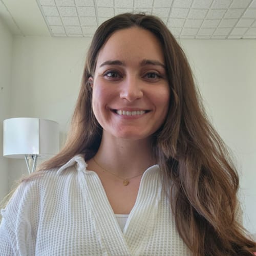 Headshot of Anastasia Benedetti, LMHC