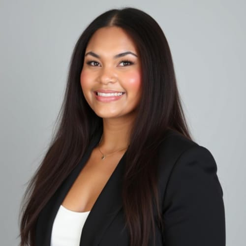 Headshot of Yailene De Los Santos, LMHC